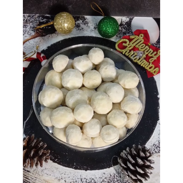 

KUE SALJU