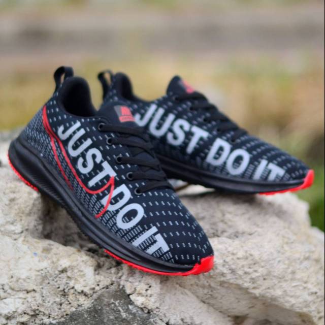 Terpopuler ORI SKECHERS GORUN 400 SPORT LACE UP MEN SEPATU PRIA ORIGINAL - HITAM, 44 SHOPEE SLIP ON