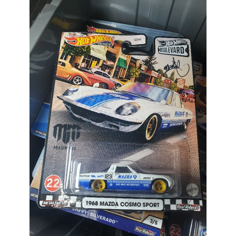 HOT WHEELS 1968 MAZDA COSMO SPORT BOULEVARD