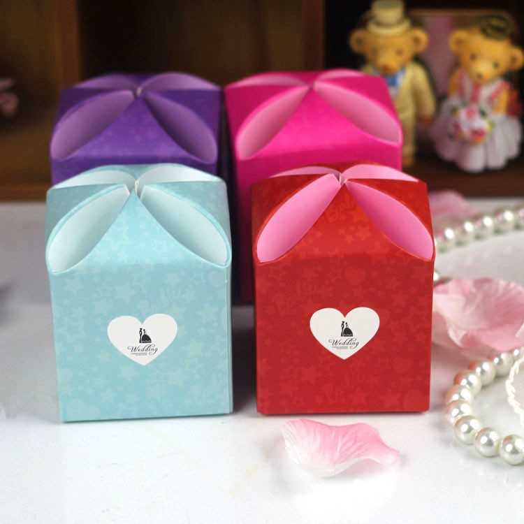 

10 PCS KOTAK KADO KOTAK HADIAH BOX SOUVENIR KOTAK KERUCUT BOX SOUVENIR WEDDING KOTAK HADIAH TUNANGAN