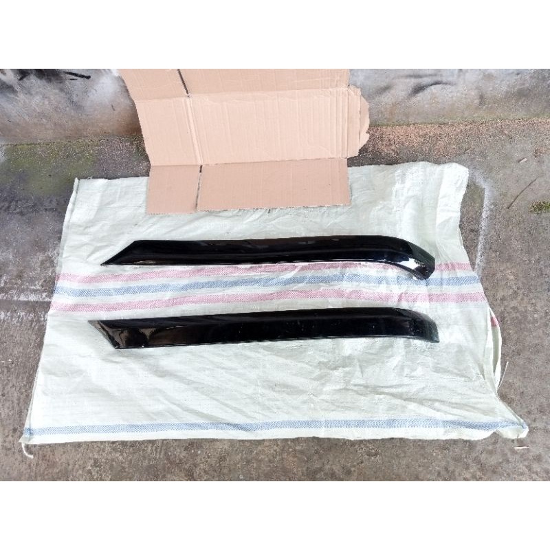 bumper trim strip belakang mercedes benz a203 mercy w203 original copotan