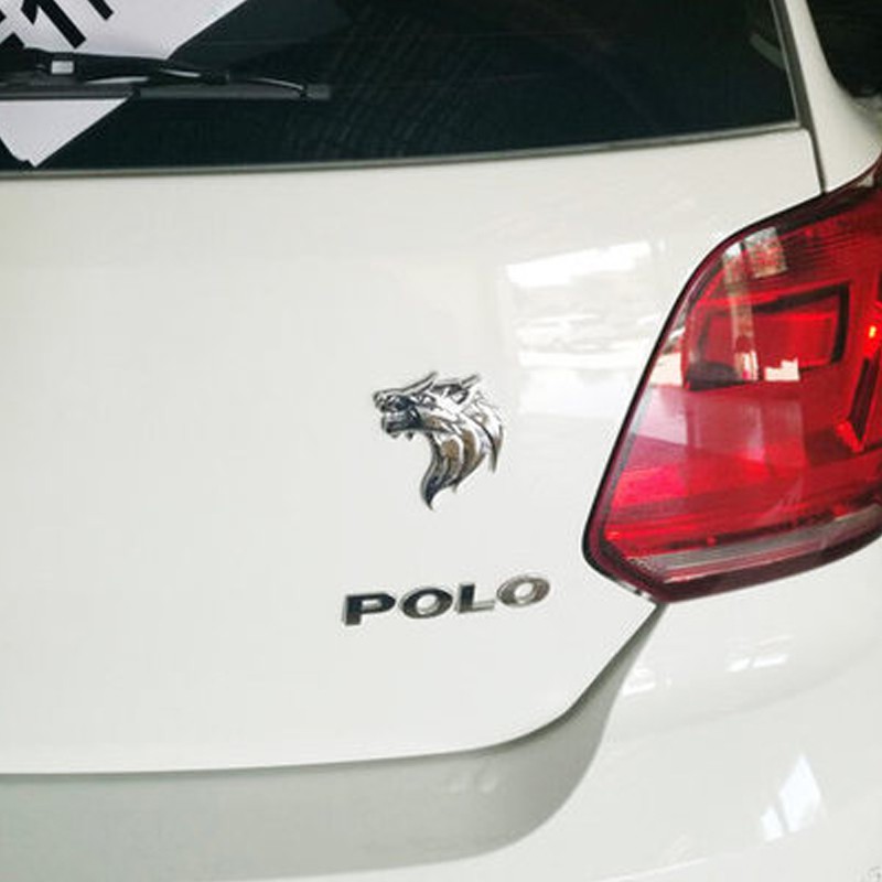 Stiker Emblem Motif Kepala Serigala 3D Bahan Metal untuk Mobil