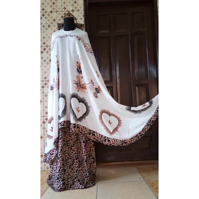 Mukena sogan lukis batik Pekalongan