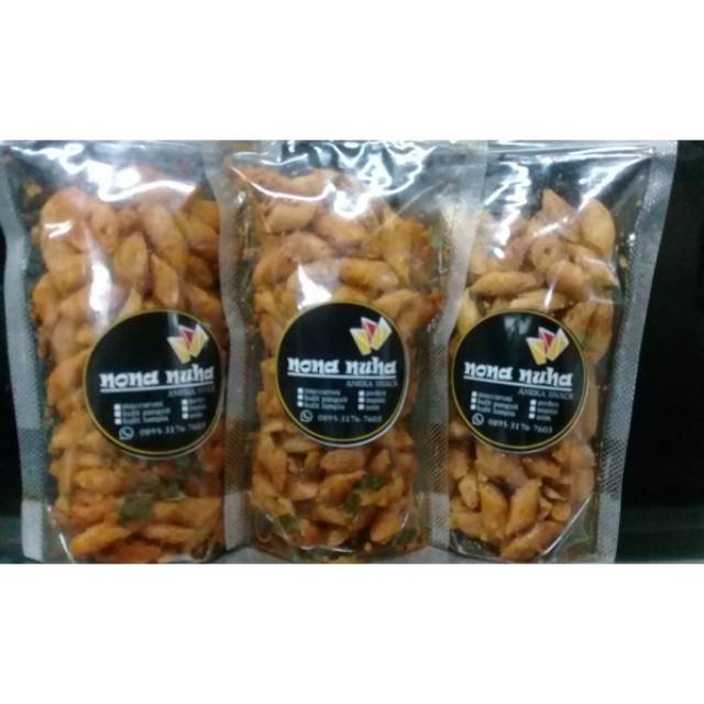 

Snack Cemilan Nona Nuha 100 gram Murah Meriah Home Made