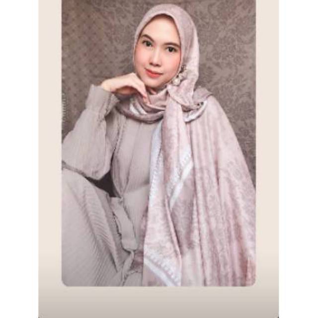 Anggrek Scarf Eria/Miltonia