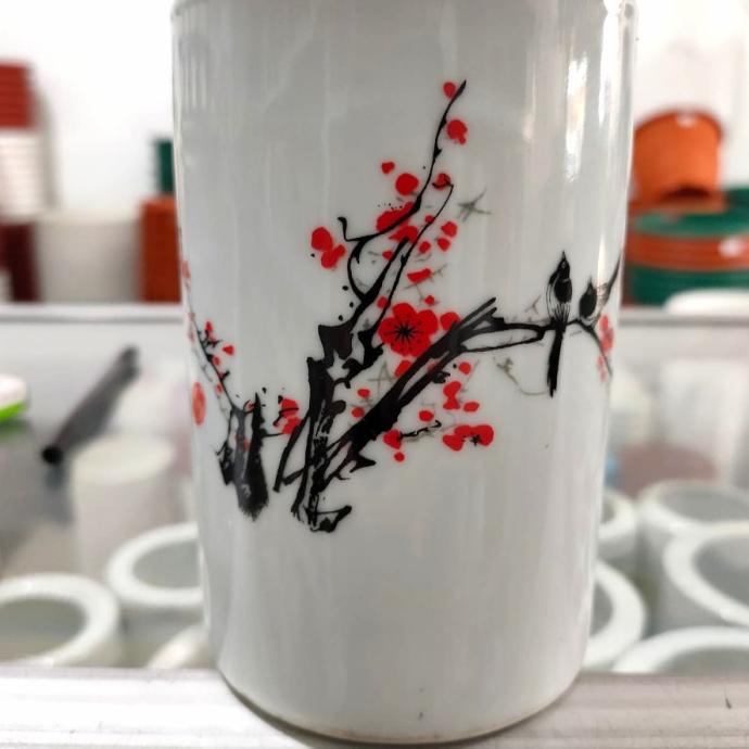 guci pajangan/guci porselen/tempat pencil