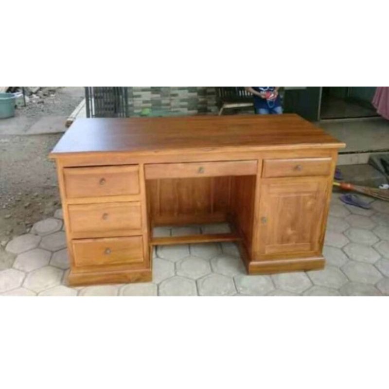 Meja kantor minimalis kayu jati