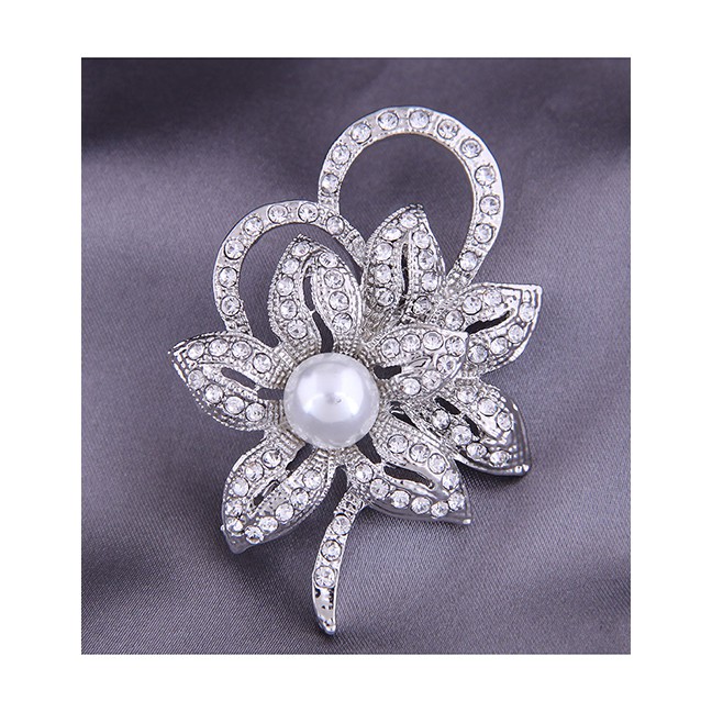 LRC Bross Fashion Silver Color Pearl Alloy Hollow Brooch With Diamond Petals A62256