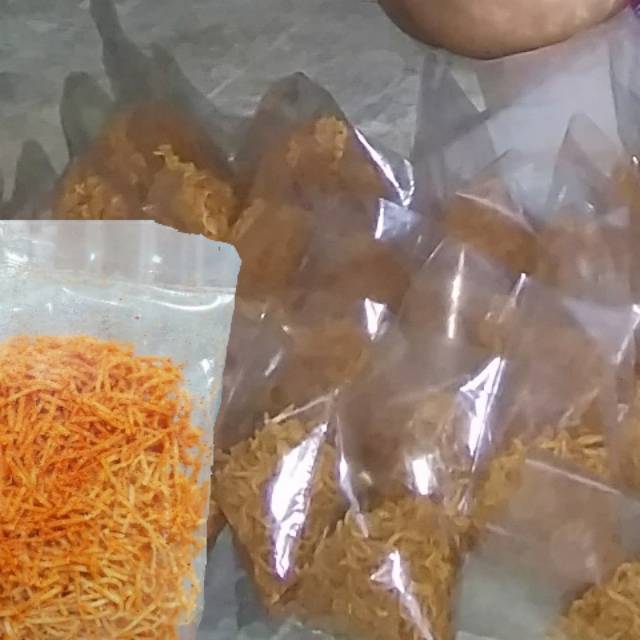 

Mie kremes mamah punya rasa