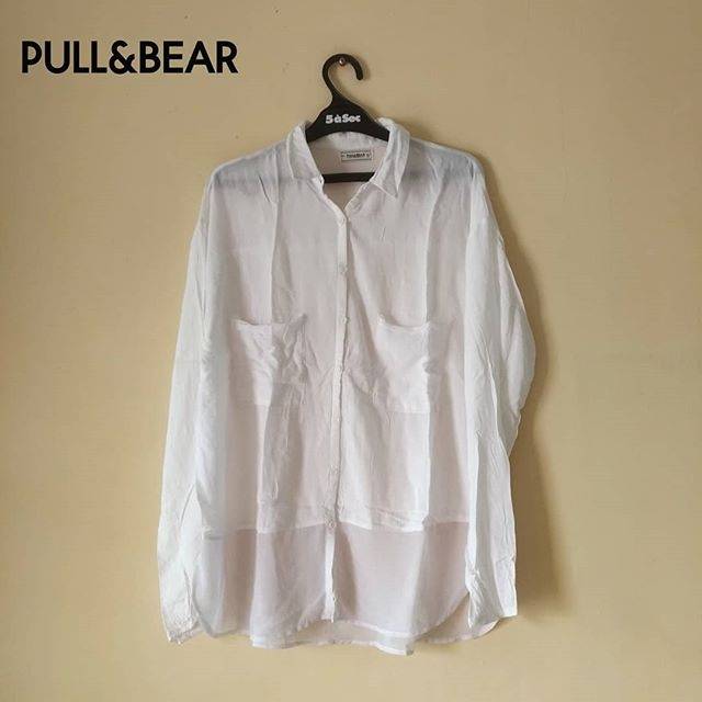 Kemeja putih pull&bear second