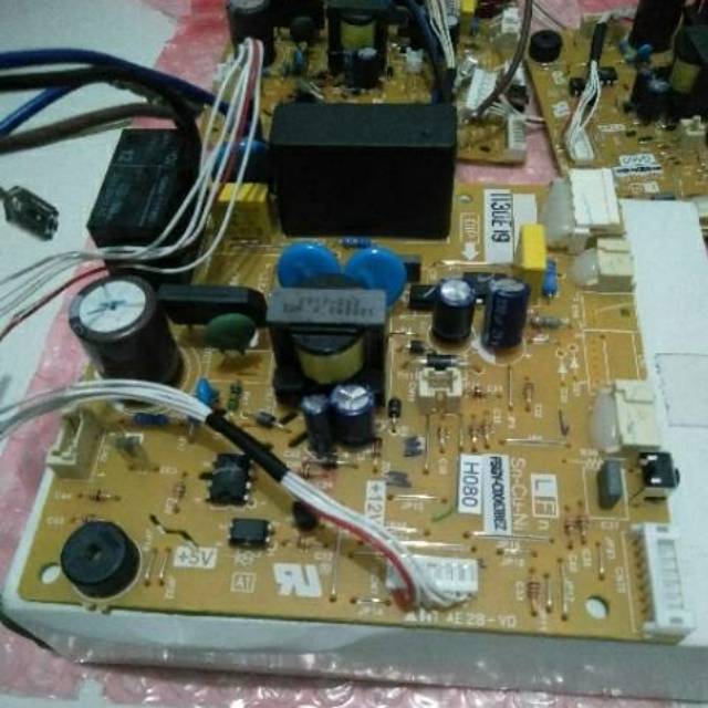 Modu /pcb AC Sharp r32 Thailand original