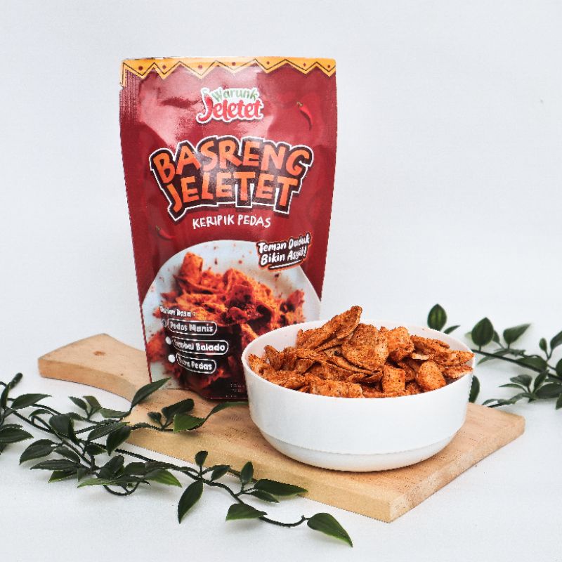 

Basreng pedas daun jeruk/ murah enak pedas daun jeruk rasa pedas manis/kiloan(100g)