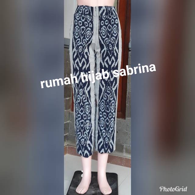 

CELANA PENSIL SARITIW 2