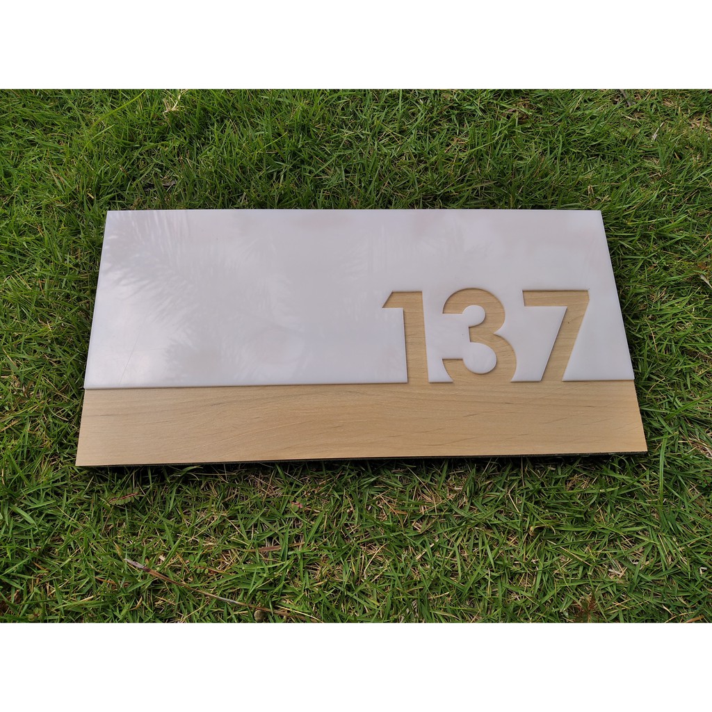 Nomor Rumah Putih Acrylic Modern