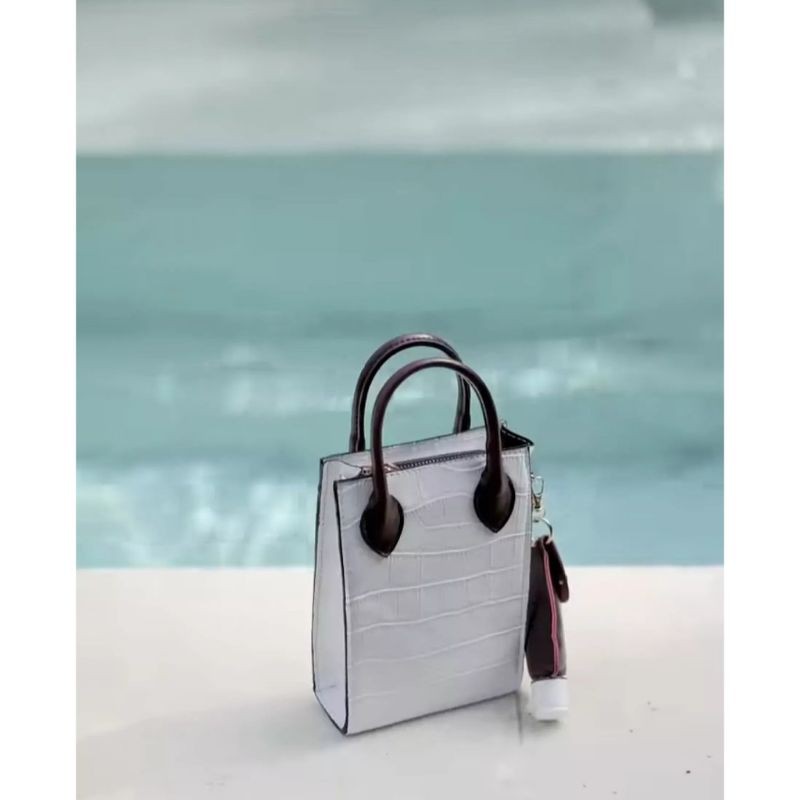 Tas Selempang Mini / Tas Selempang Wanita Kekinian