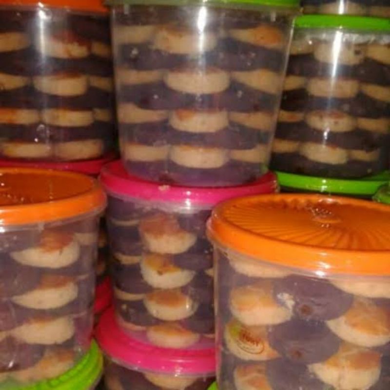 

Kue Kacang Mix ORI coklat toples