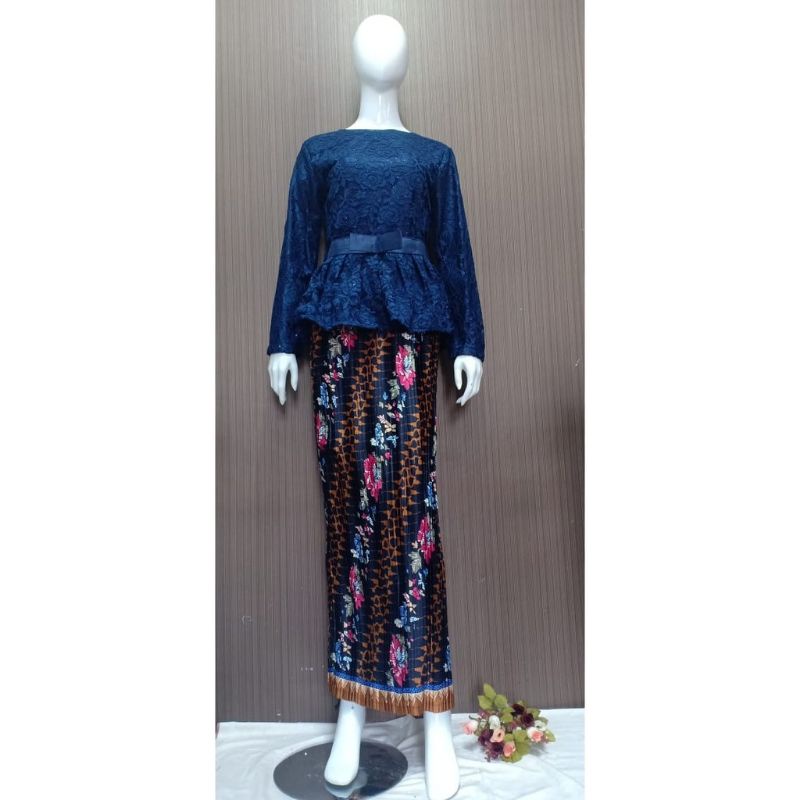 IndahKebaya | REAL PICTURE KEBAYA SETELAN BROKAT AURORA / NAVY DUSTY MOCCA COKSU GOLD NAVY SILVER