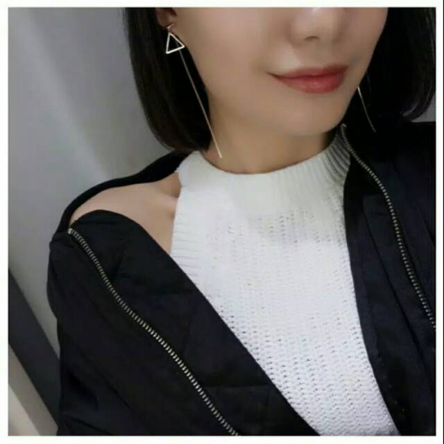 Anting Tusuk Panjang