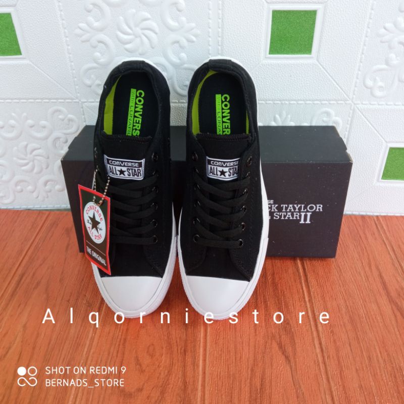 Spesial sepatu Converse chuk Taylor ll polos hitam putih