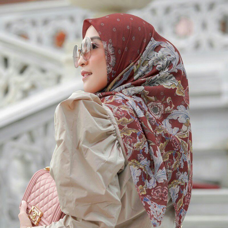 Buttonscarves Royale Maroon Voal