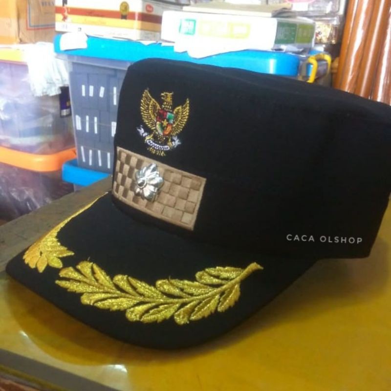 Topi Lurah Camat Komando Hitam