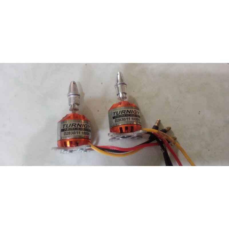 brushless turnigy 2830 1000kv , 2216 ,bekas, normal rc pesawat