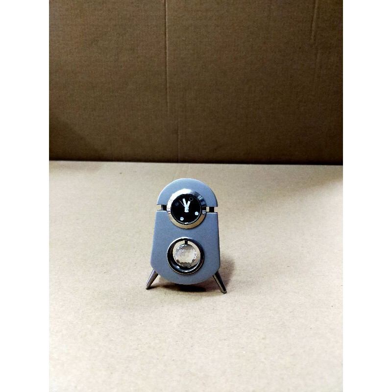 Desk Clock Minimalis Mewah Metallic