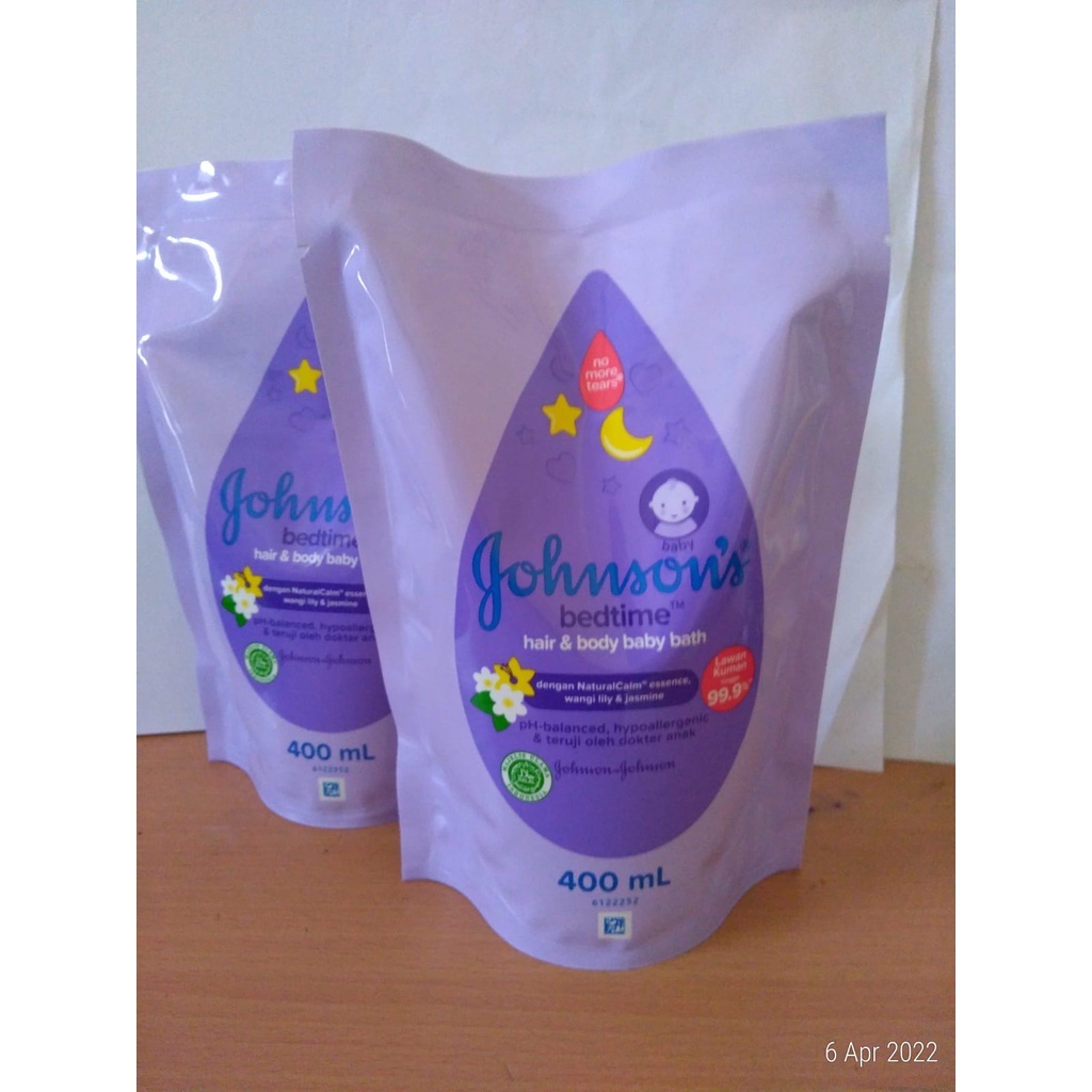 Johnson's bedtime hair &amp; body bath 400ml jonson Produk ini mengandung pH yang seimbang dan hypoallergenic, yang telah telah teruji secara dermatologi. Dengan demikian, maka produk ini dapat digunakan untuk mendukung rutinitas tidur bayi