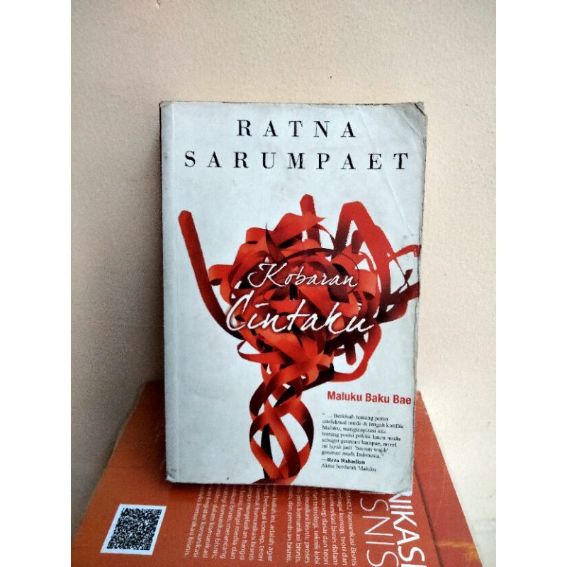 Original Buku RATNA SARUMPAET KOBARAN CINTAKU Maluku baku bae