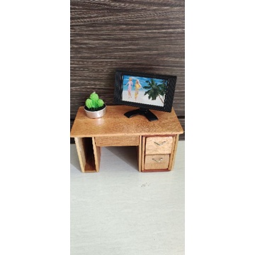 miniatur meja komputer buat boneka 1/6