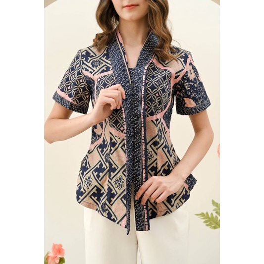 Atasan Batik  292/292P BNI/ Blouse Batik Wanita Modern