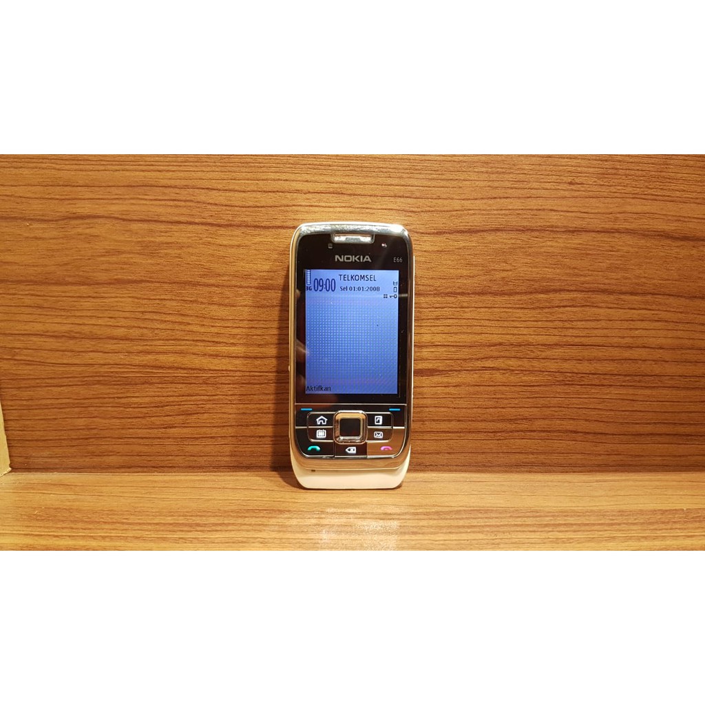 HP Handphone Nokia E66 Slide Mulus Siap Pakai Jadul Bukan E65 E7 N8