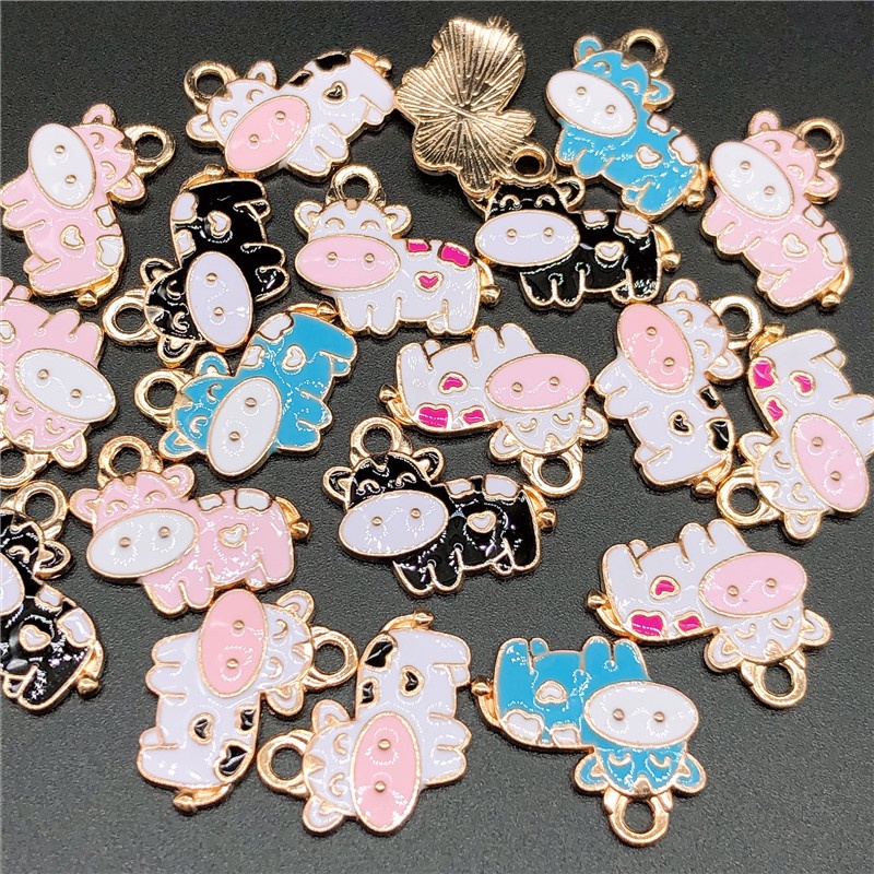 4pcs Liontin Enamel Bentuk Sapi Bahan Alloy Untuk Membuat Perhiasan