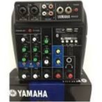 YAMAHA MG 4CX MIXER