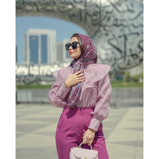 Buttonscarves dubai series