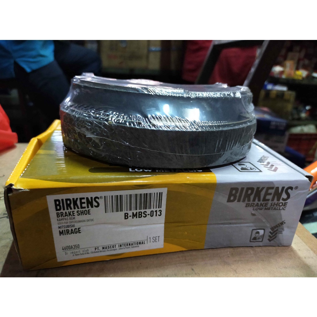 Brake Shoe Kampas Rem Belakang Mitsubishi Mirage merk Birkens