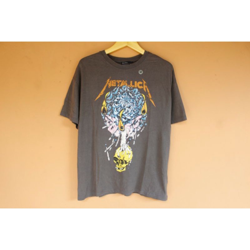 BAJU T-SHIRT BAND METALLICA BERSHKA ORIGINAL