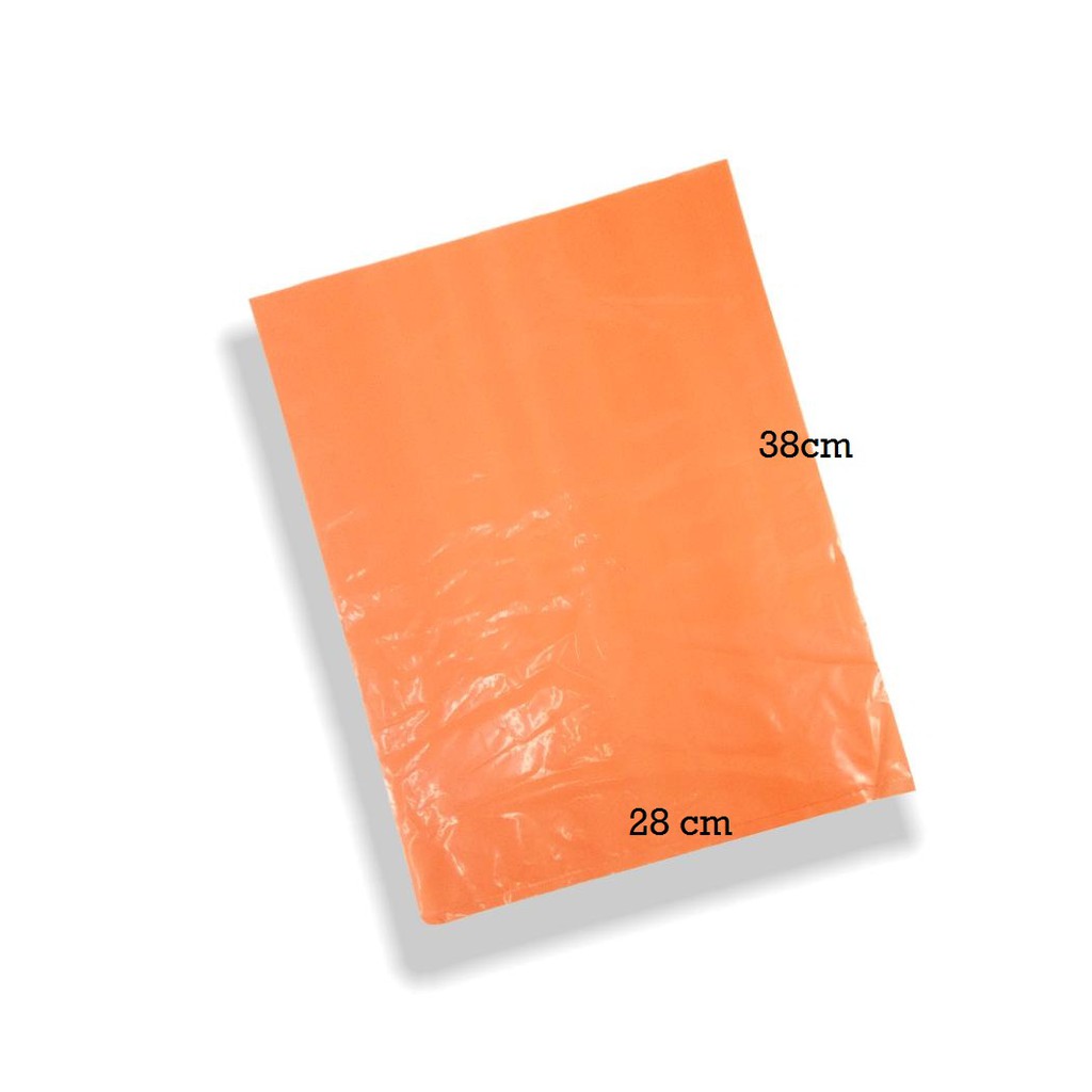 

MIKAOS PLASTIK PACKING OLSHOP /PLASTIK PE WARNA ORANGE ukuran 28 x 38cm ISI 500 GRAM