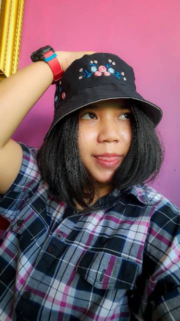 Bucket Hat custom murah kekinian topi custom keren murah koleksi kado ulang tahun pacar sahabat