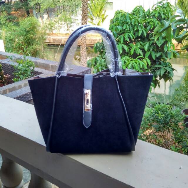 Black Bag Import