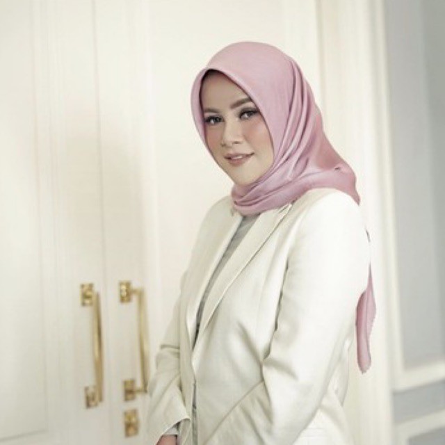 BUTTONSCARVES Olla Square Zephyr Buttonscarves