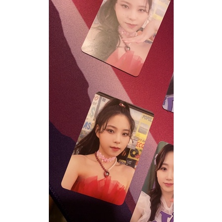 photocard kyujin light ver album nmixx