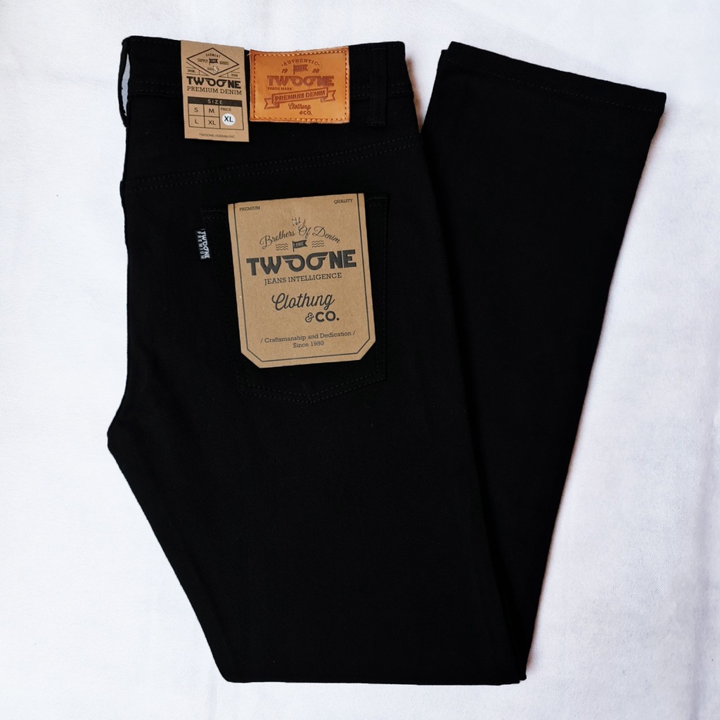 TWO ONE Celana Jeans Panjang Pria Slim Fit Denim Stretch Hitam Pekat