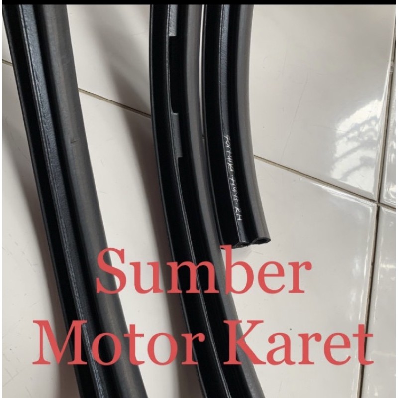 Paket Karet Body Pintu Fortuner + Bagasi ( 5 Pintu )