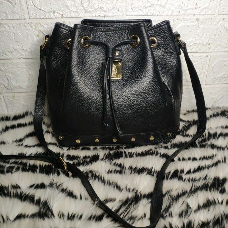 tas serut St Scott London kulas, nego.