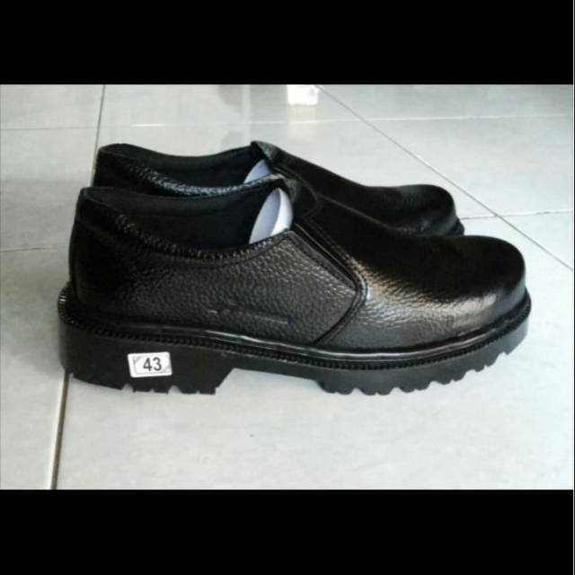 Sepatu Safety Bertali dan Tanpa Tali size 44 - 45