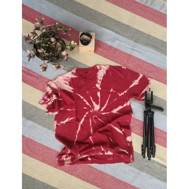 Baju kaus Pria dan Wanita