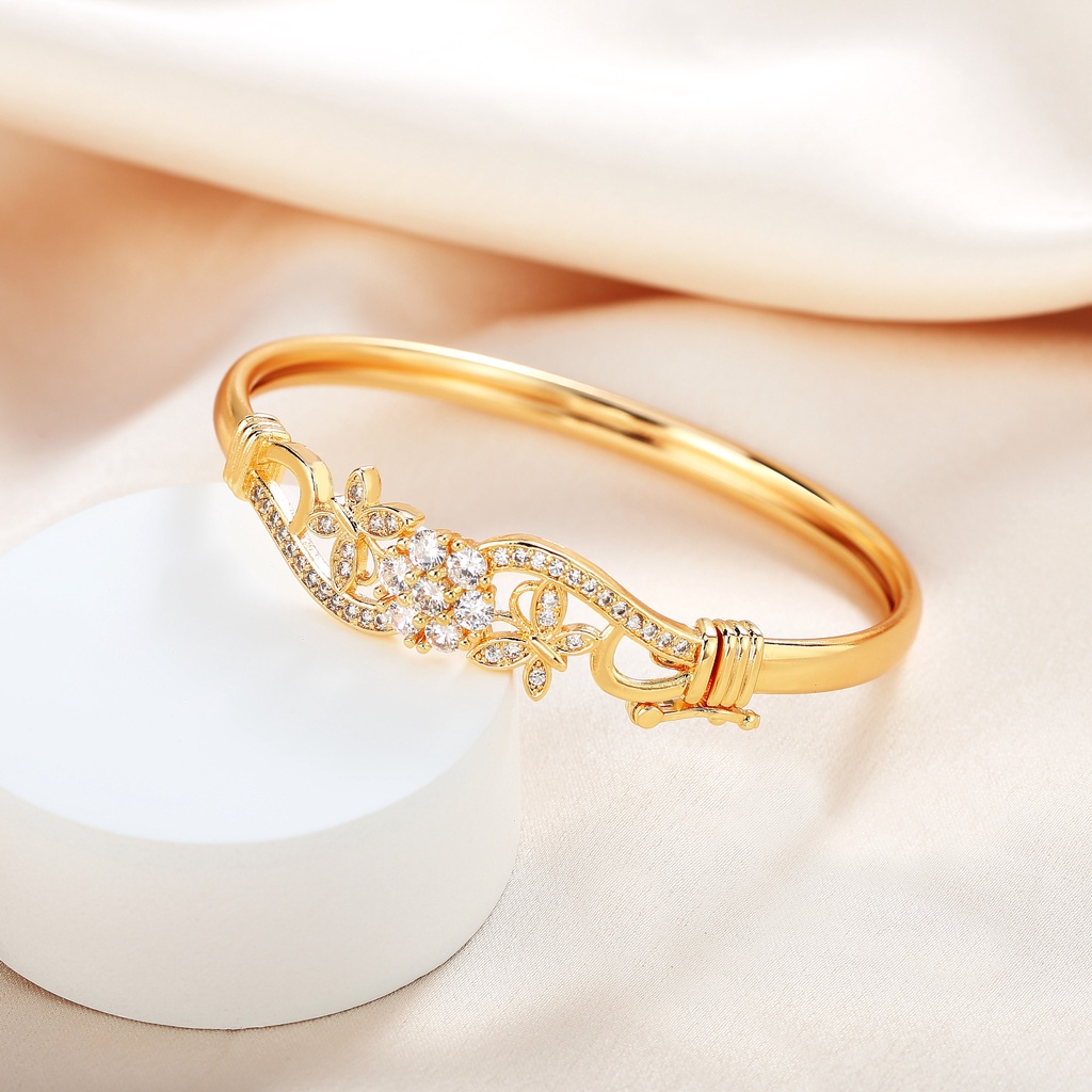 Gelang Tangan Titanium Anti luntur Lapis Emas Bunga Dan Kupu-kupu Berkilau Berlian Bangle Wanita