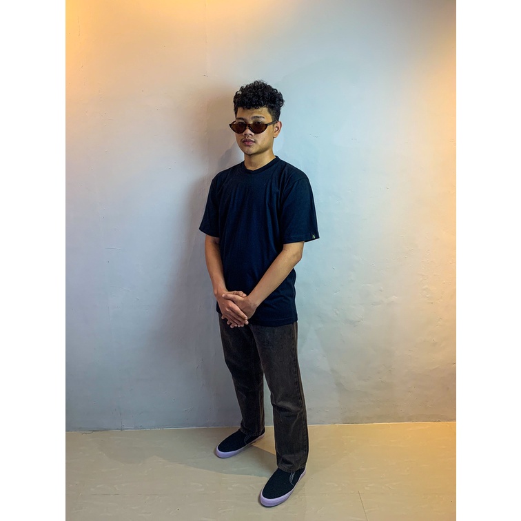 Ritme. - T-Shirt Polos Hitam