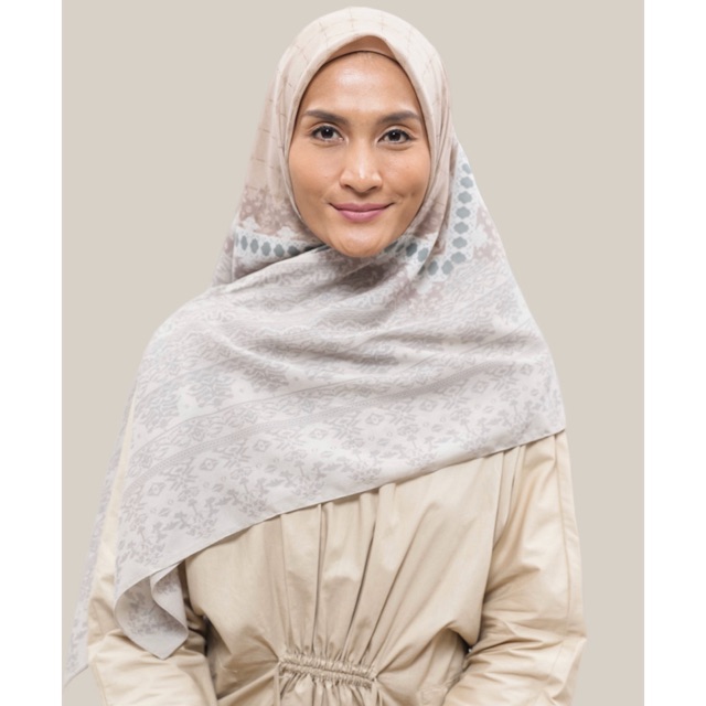 NEW Ria Miranda Pasaman Scarf Nagiri